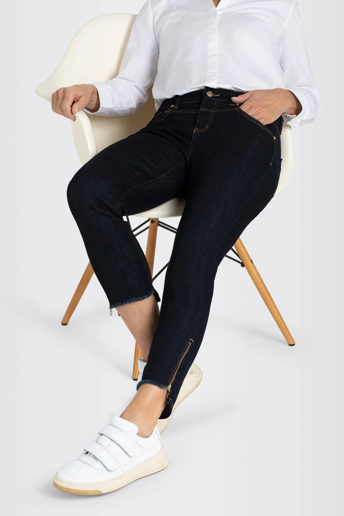 MAC Rich Slim Chic 5755-00-0389L D683 Fashion Rinsed Jeans
